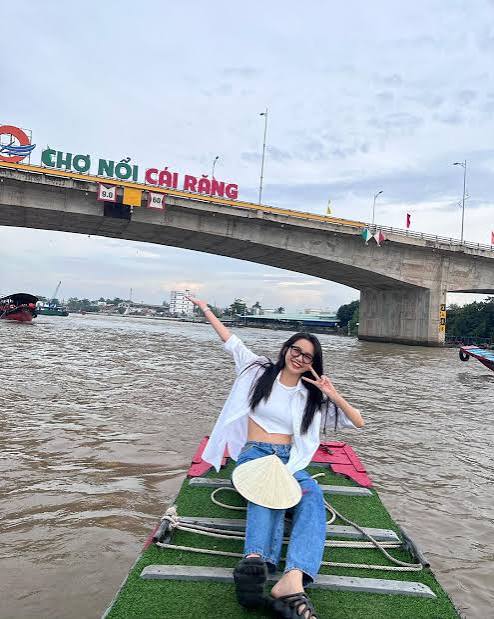 Thuê xe 7 chỗ đi cần thơ